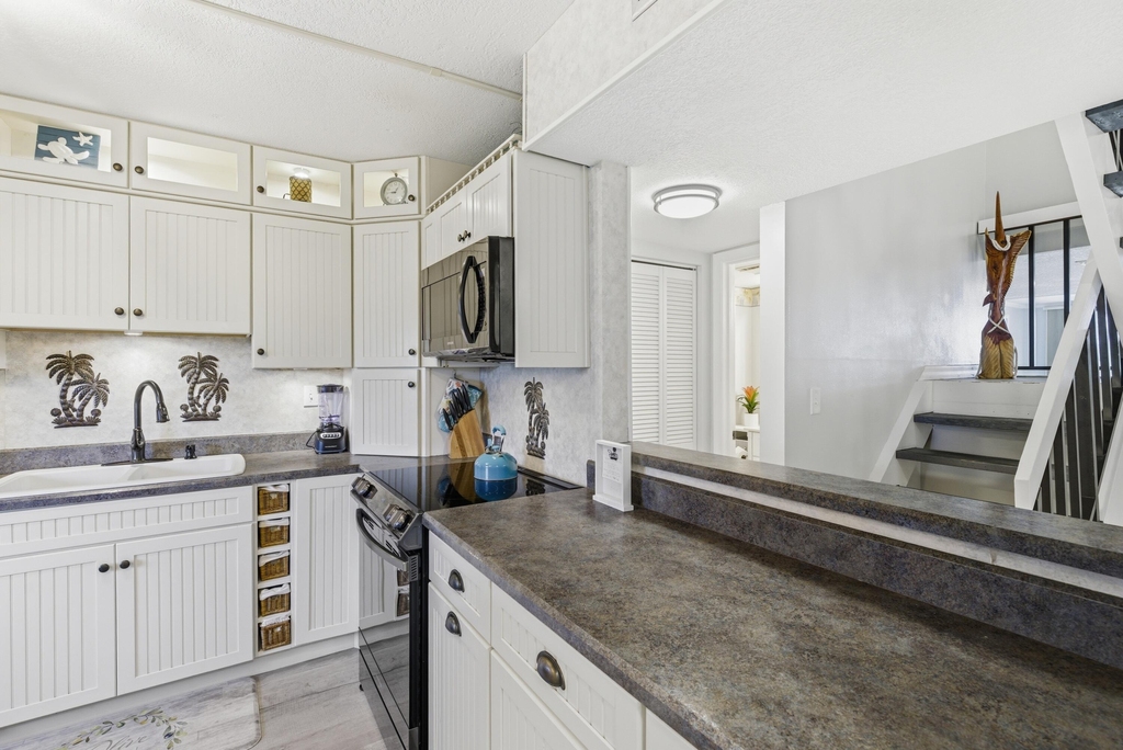 355 S Ocean Drive - Photo 8