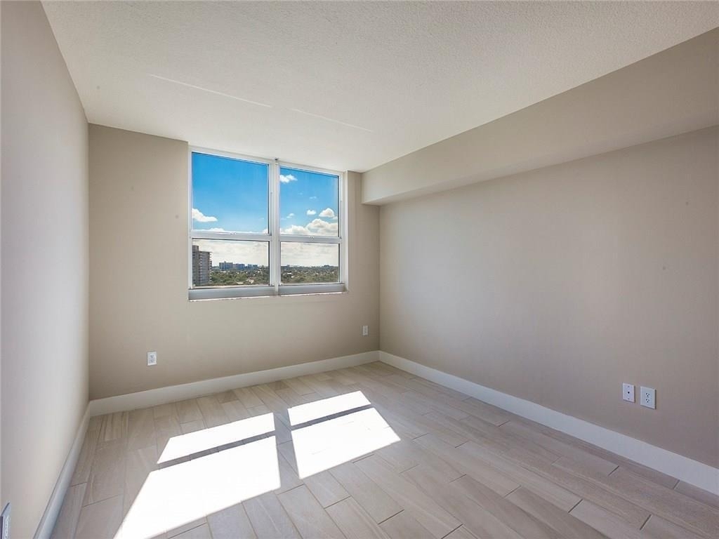 1030 Seminole Drive - Photo 9