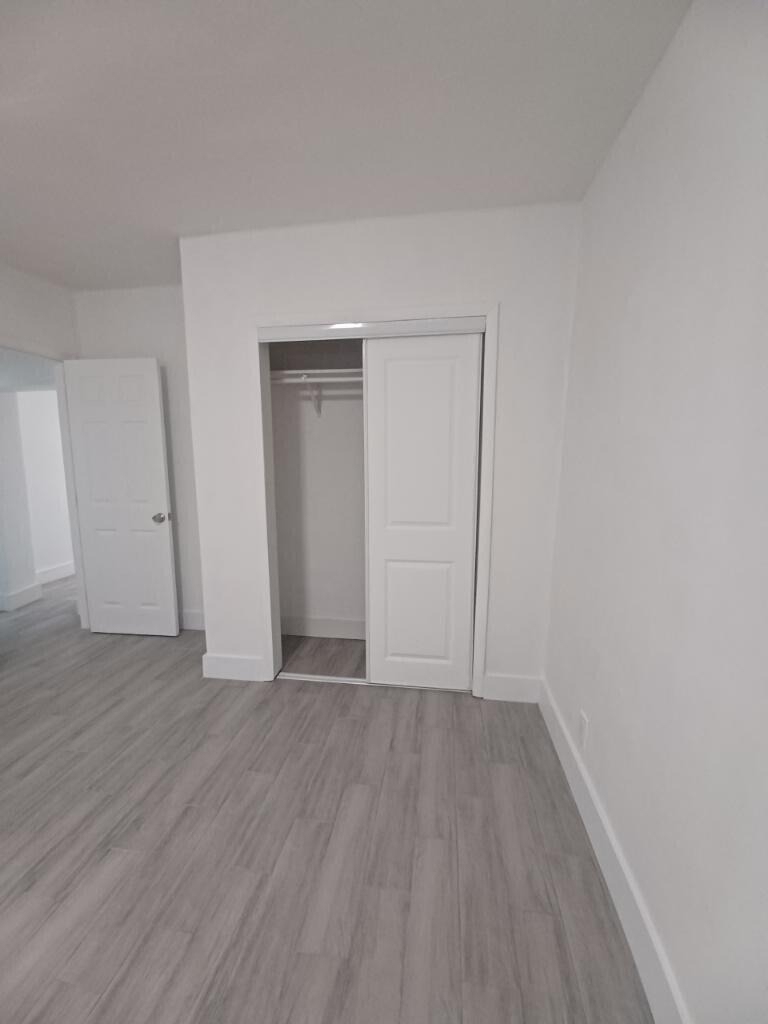 24 Sw 13th Street - Photo 0