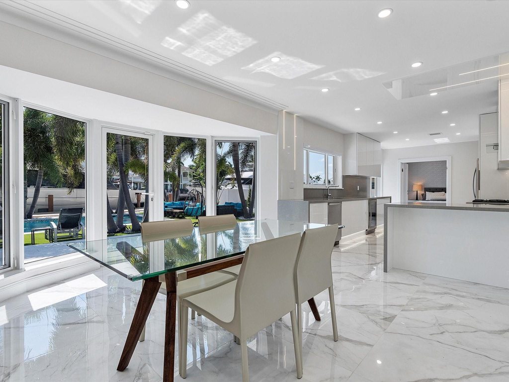 207 Royal Palm Drive - Photo 22