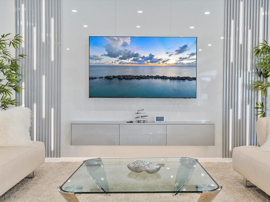 207 Royal Palm Drive - Photo 8