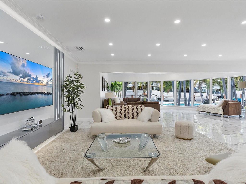 207 Royal Palm Drive - Photo 17