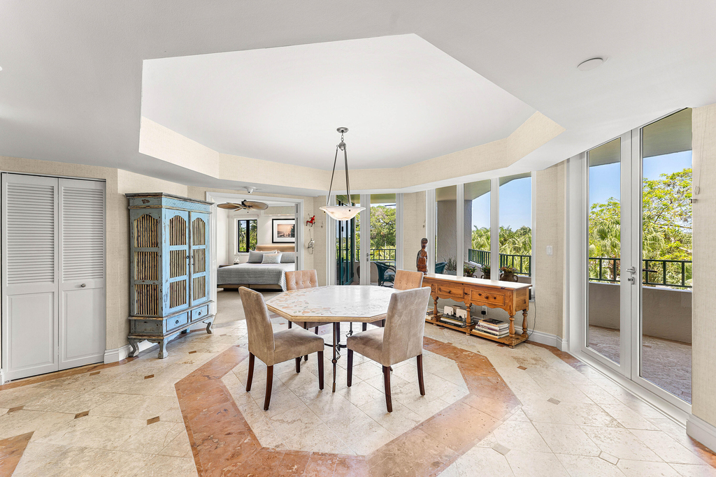 100 Se 5th Avenue - Photo 9
