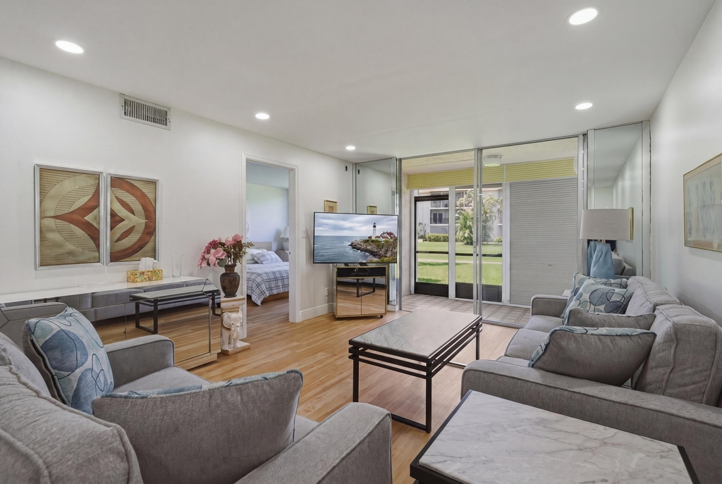 371 S Hollybrook Drive - Photo 6