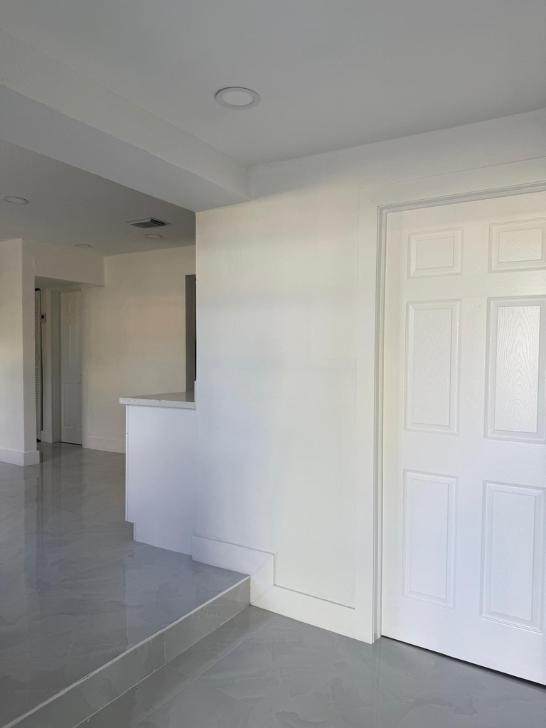 4400 Sw 36th Street - Photo 1