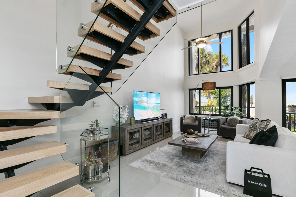 665 Se 21st Avenue - Photo 1