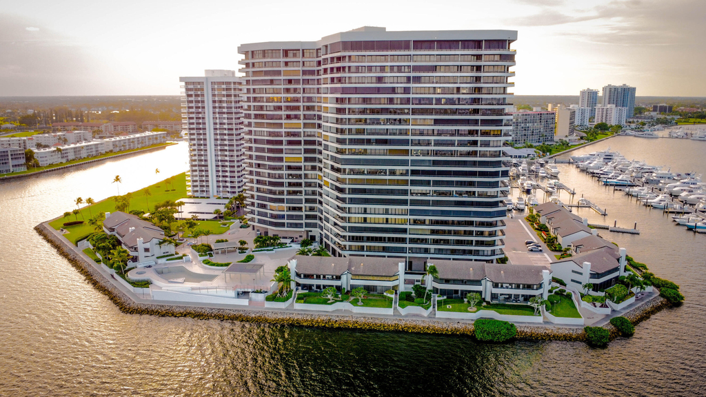 100 Lakeshore Drive - Photo 41