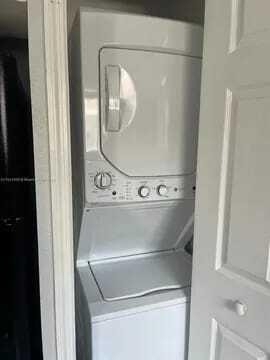 7211 Nw 174th Terrace - Photo 3
