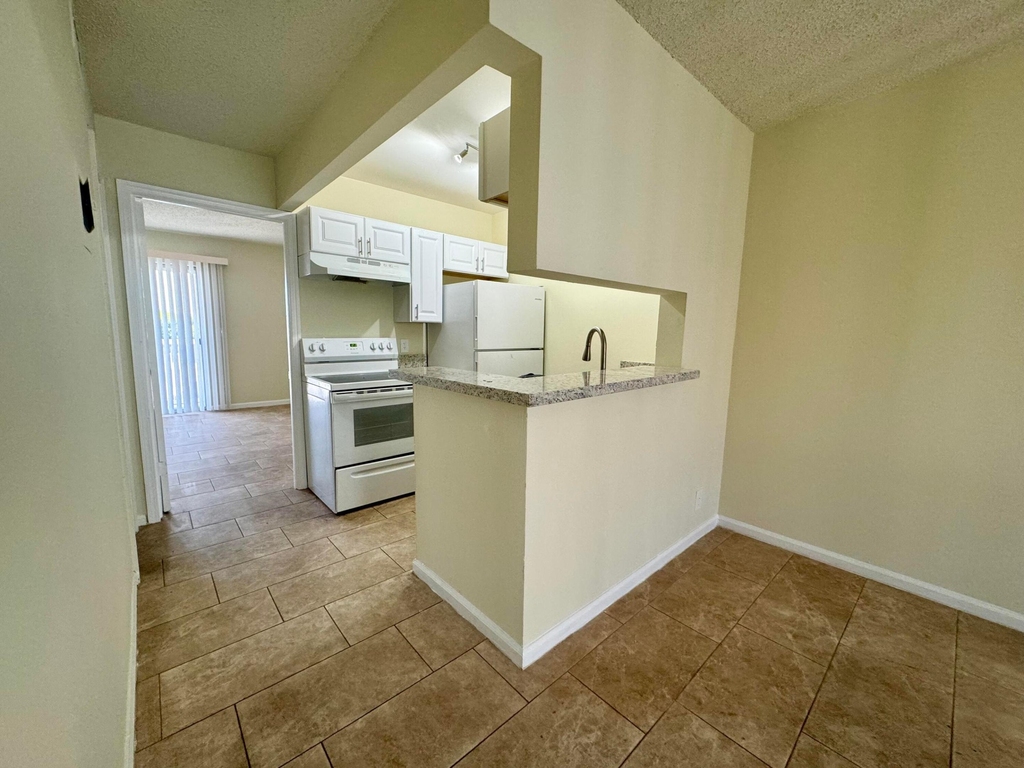 1500 N Congress Avenue - Photo 3