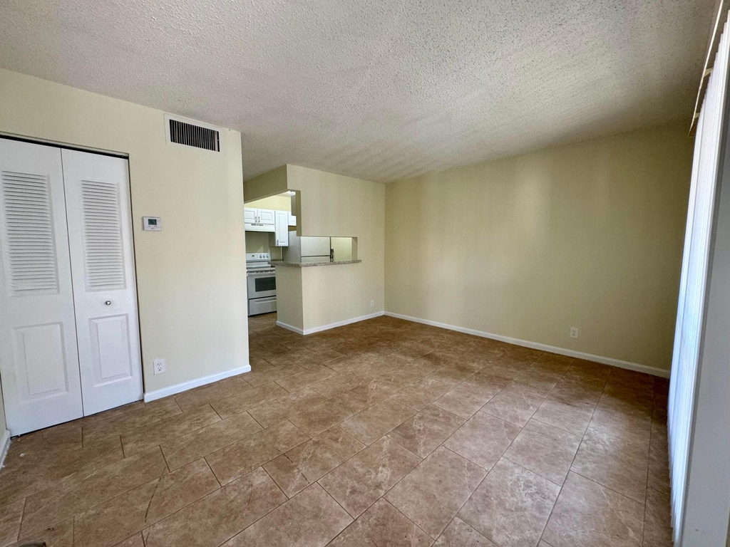 1500 N Congress Avenue - Photo 1
