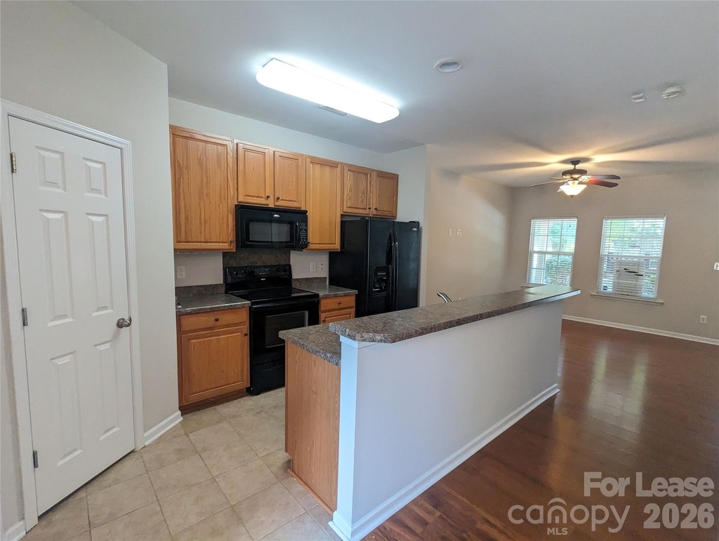 11011 Will Knox Road - Photo 3
