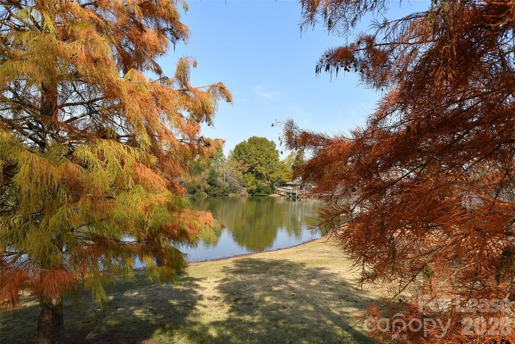 8643 Beaver Creek Drive - Photo 36