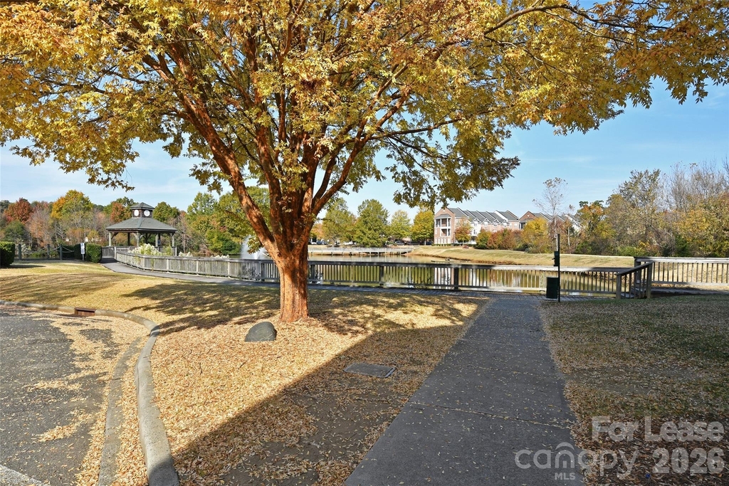 8643 Beaver Creek Drive - Photo 7