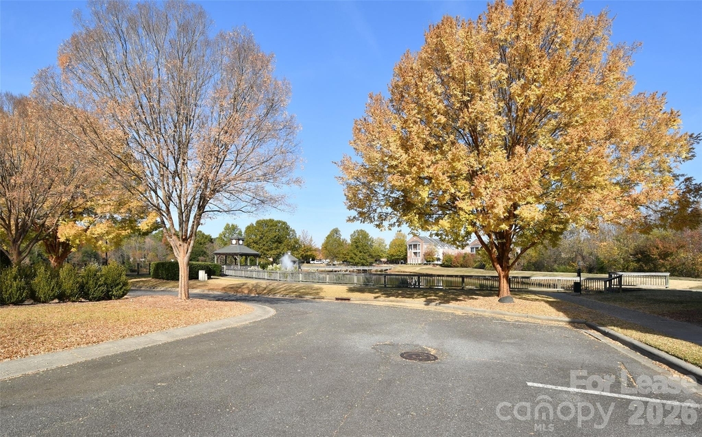 8643 Beaver Creek Drive - Photo 8