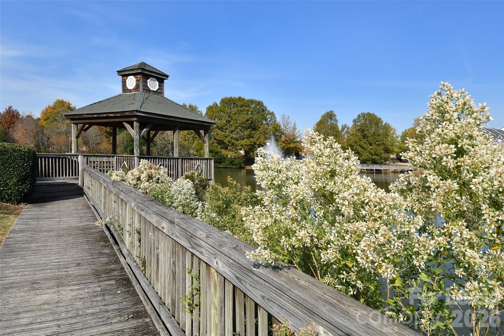 8643 Beaver Creek Drive - Photo 33