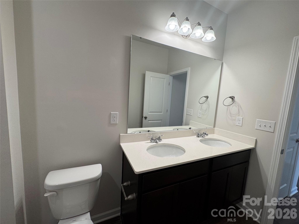 106 Titanium Drive - Photo 2