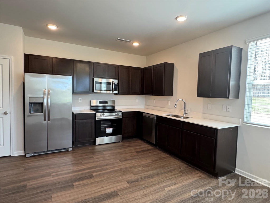 106 Titanium Drive - Photo 10