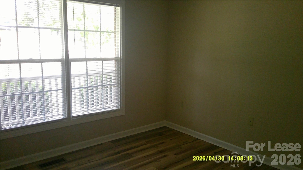496 23rd Avenue Drive Ne - Photo 6