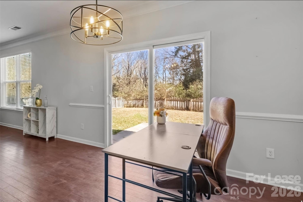 2707 Hunters Moon Lane - Photo 4