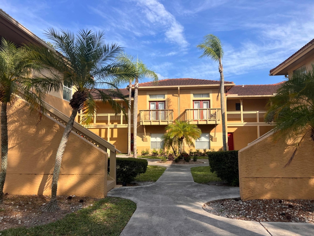 4863 Via Palm Lakes - Photo 37