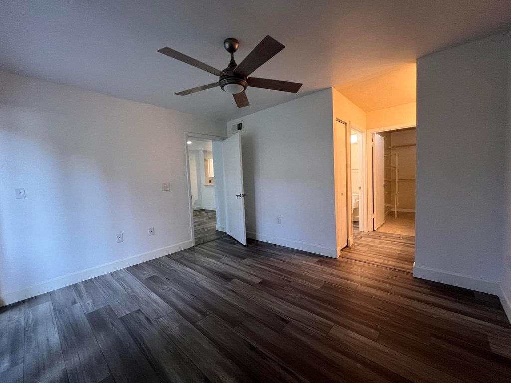 4863 Via Palm Lakes - Photo 12
