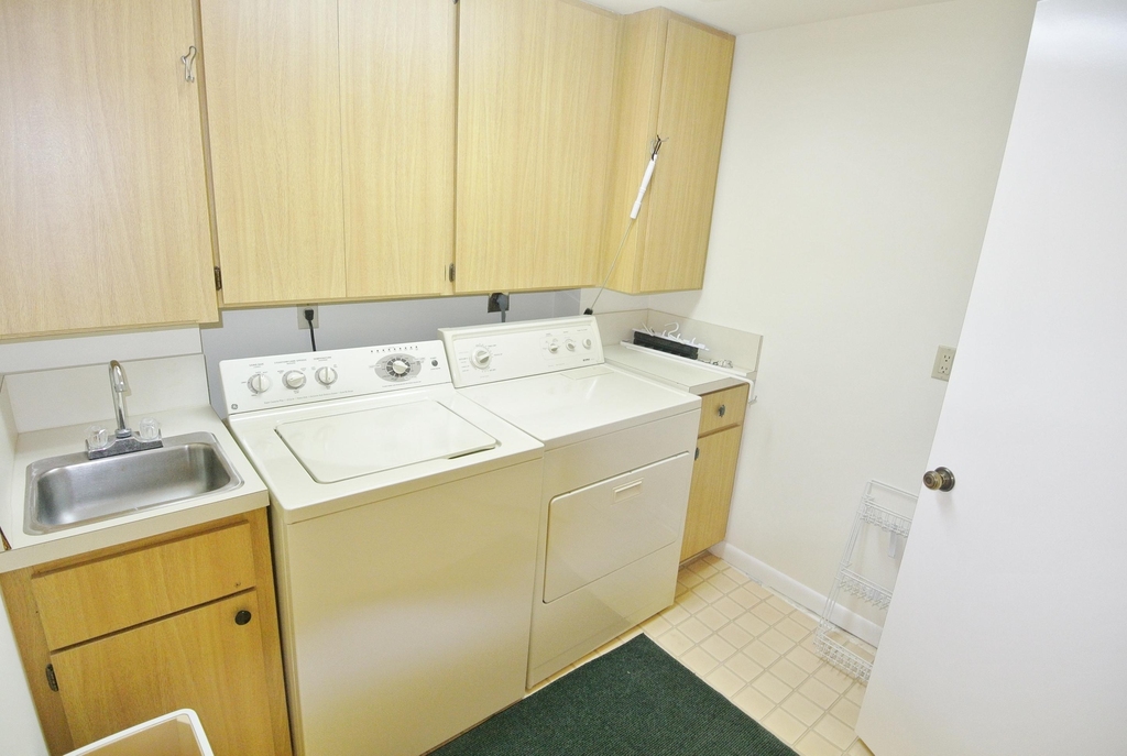 1201 Seafarer Circle - Photo 7