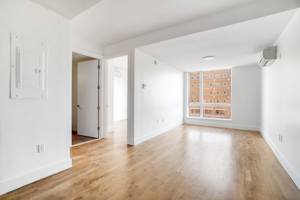 782 New York Avenue - Photo 1