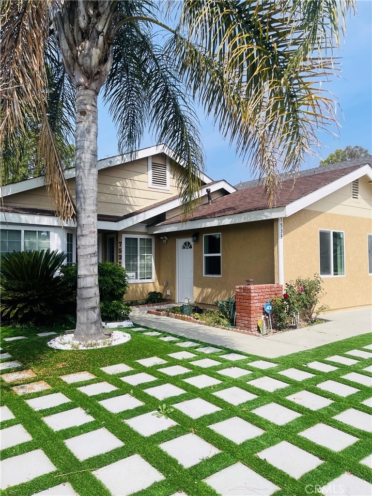 7533 Bovey - Photo 1