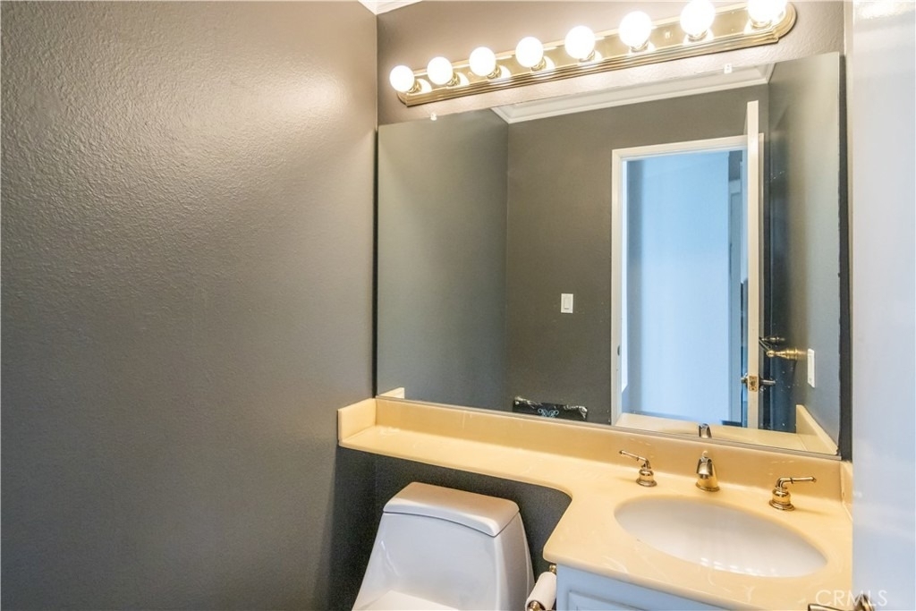 21820 Marylee Street - Photo 22