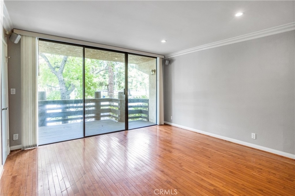 21820 Marylee Street - Photo 9