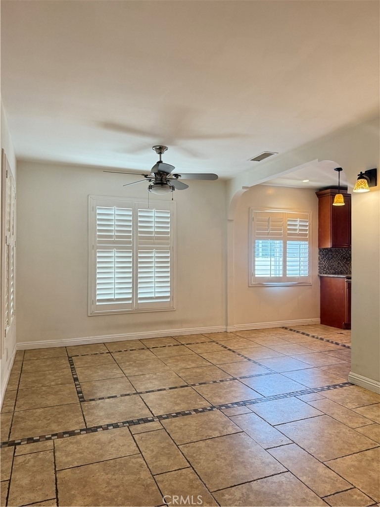 6517 White Oak Ave - Photo 3