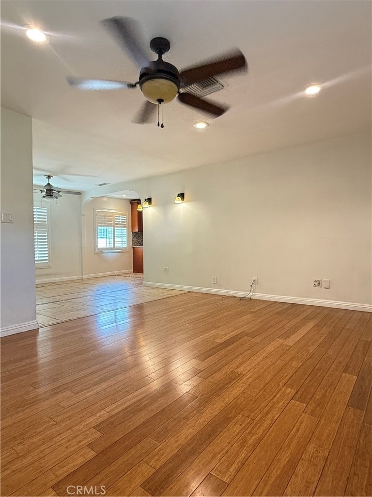 6517 White Oak Ave - Photo 2