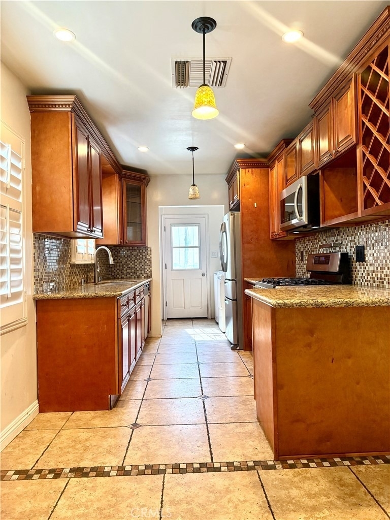6517 White Oak Ave - Photo 4