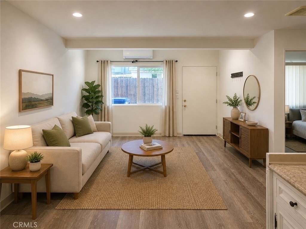 6911 Baird - Photo 1