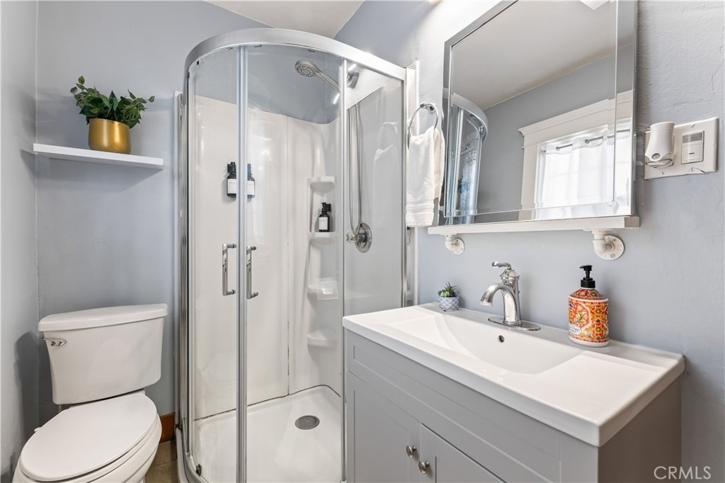 736 Redondo Avenue - Photo 16