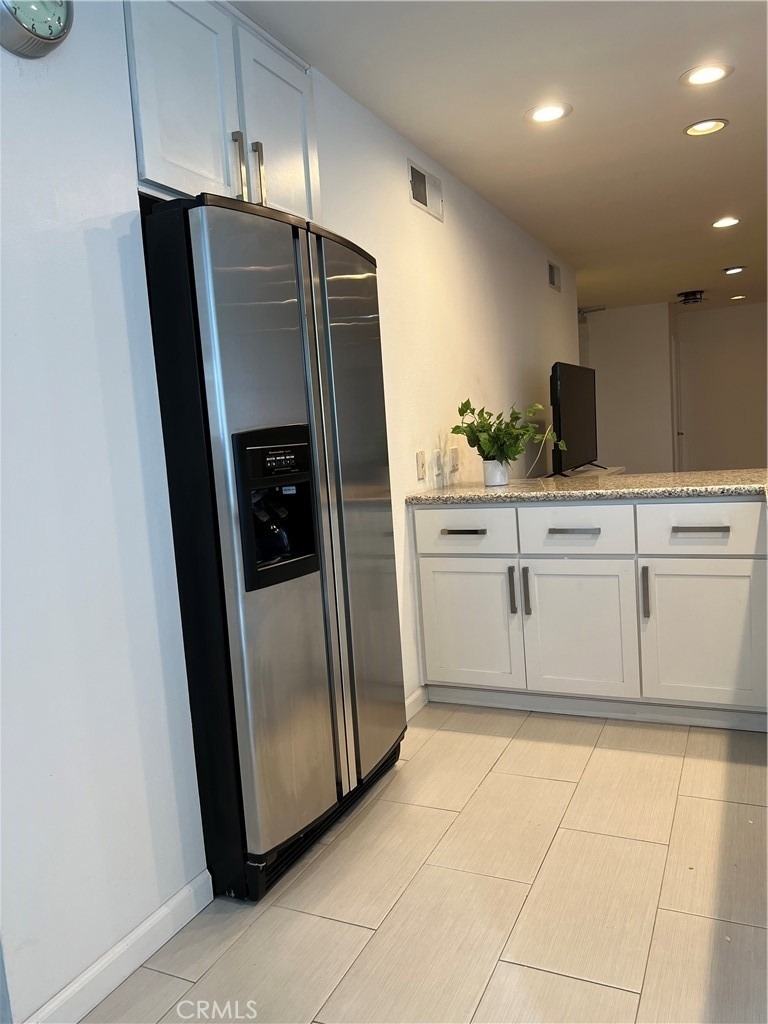 10747 Wilshire Boulevard - Photo 13