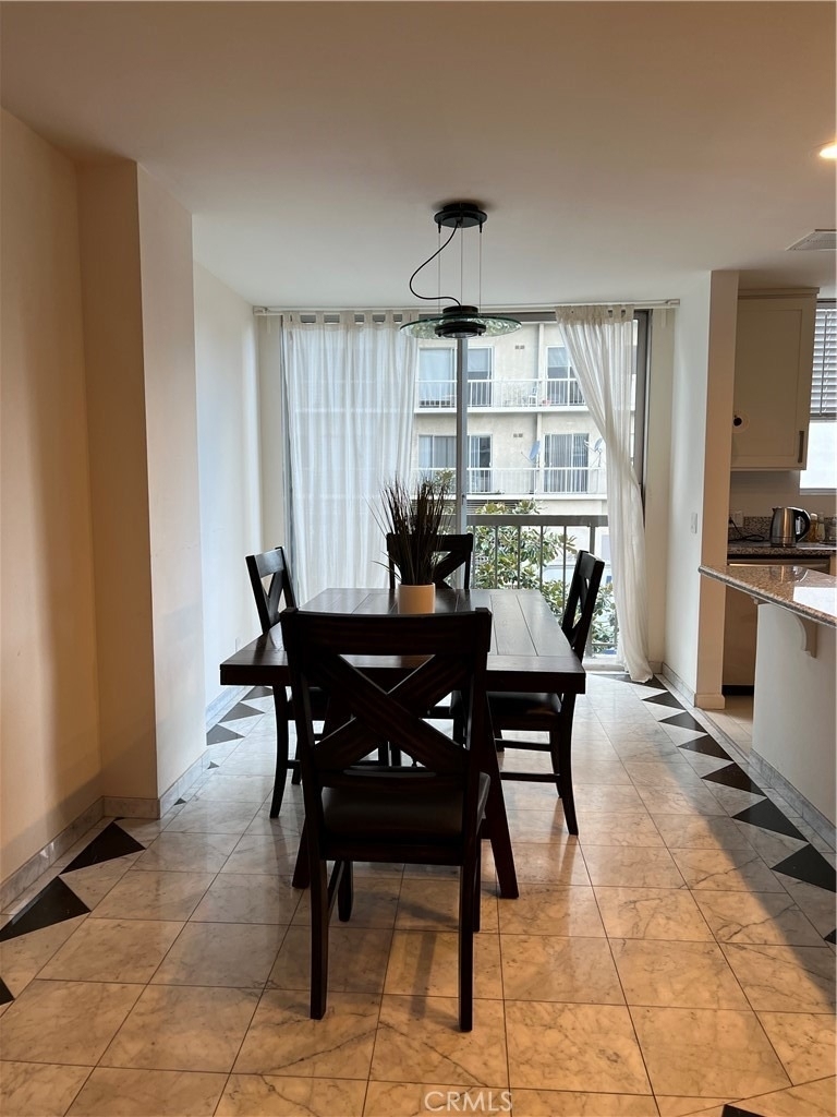 10747 Wilshire Boulevard - Photo 15
