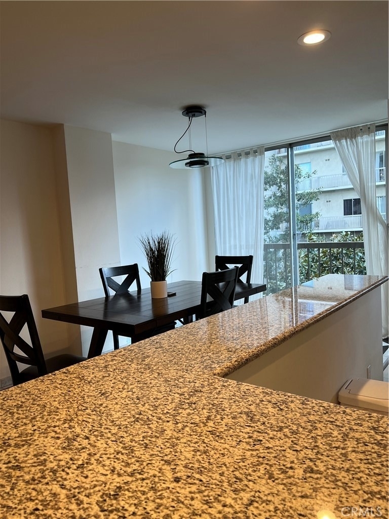 10747 Wilshire Boulevard - Photo 14