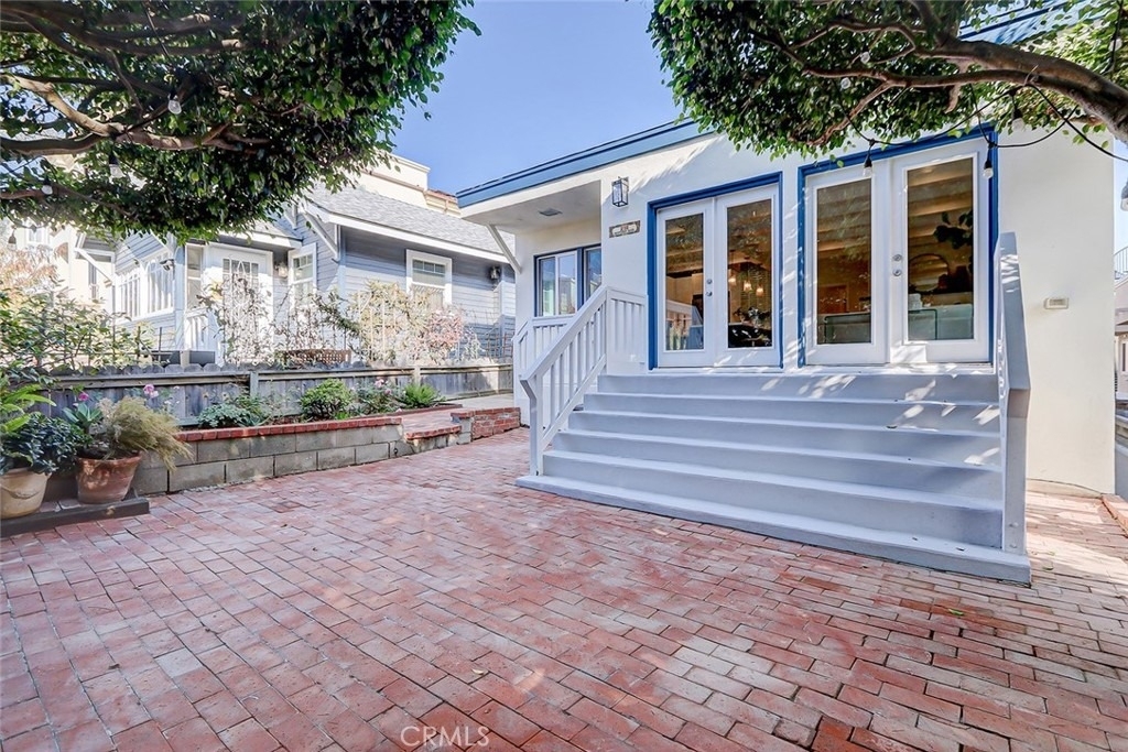 216 Monterey - Photo 15
