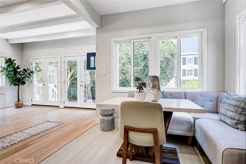 216 Monterey - Photo 9