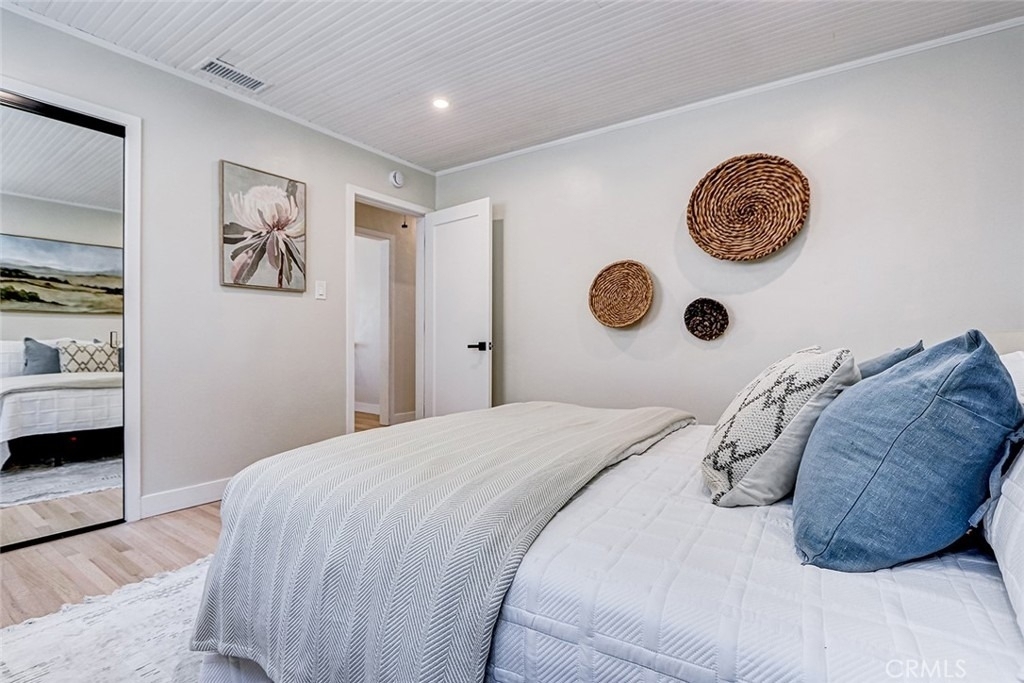 216 Monterey - Photo 18