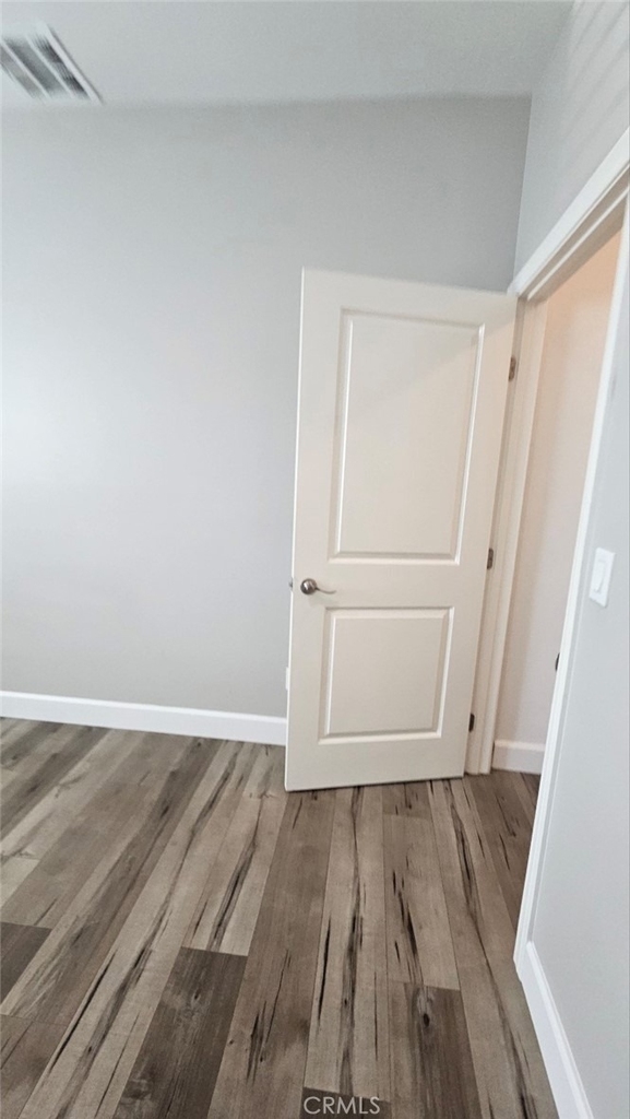 1536 E 87th - Photo 7