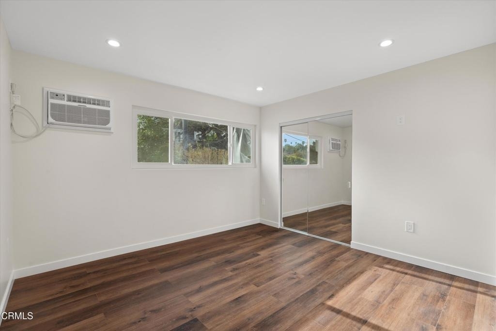 624 Silver Lake Boulevard - Photo 7