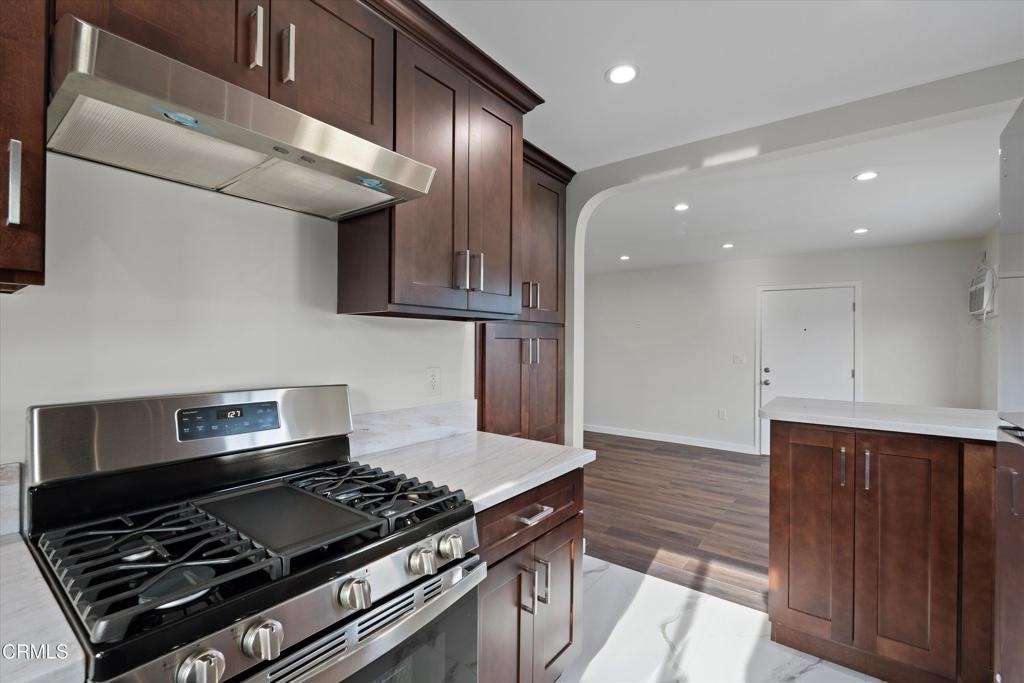 624 Silver Lake Boulevard - Photo 5