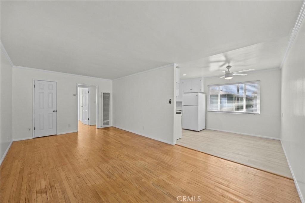 3027 E 3rd Street - Photo 3