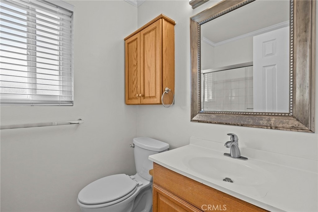 3027 E 3rd Street - Photo 5