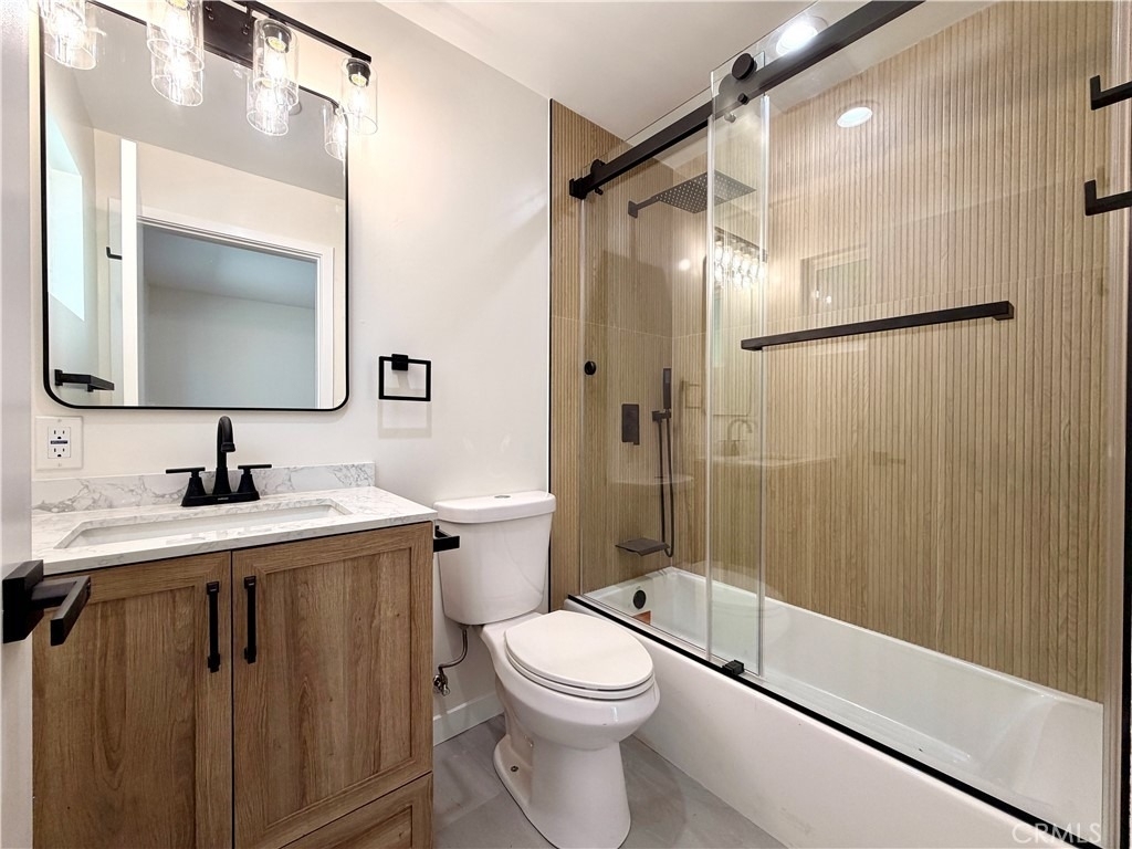 18756 Cohasset Street - Photo 8