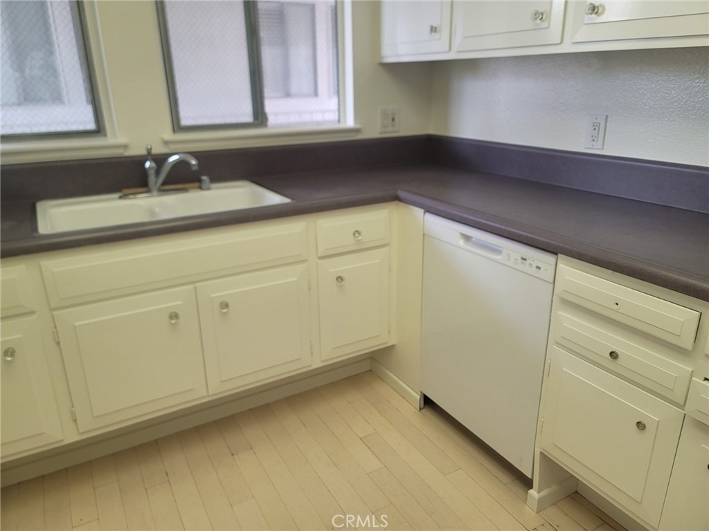 715 Avenida Majorca - Photo 3