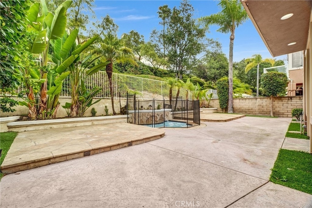 27131 S Ridge - Photo 5