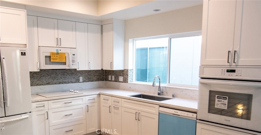 1187 Crenshaw Boulevard - Photo 4